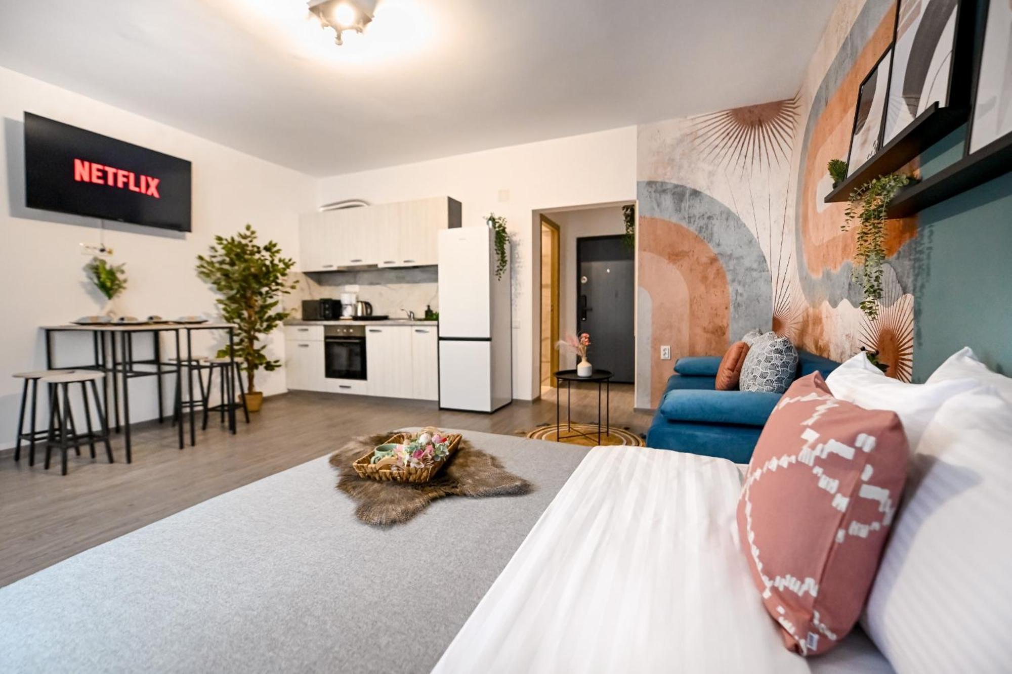 Old Town Charm - Modern & Comfortable Accommodation In The Heart Of The City Bucareste Exterior foto